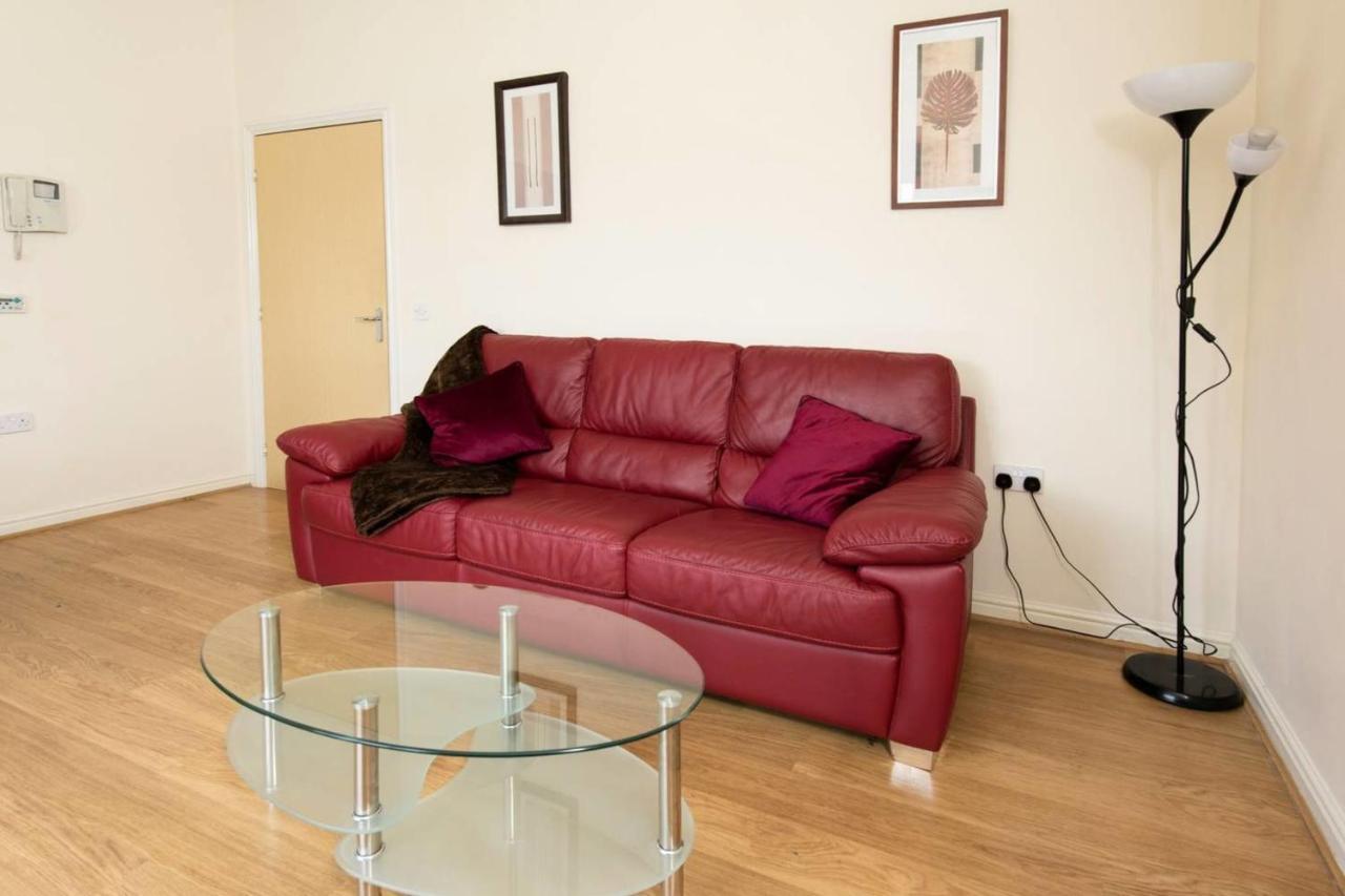 Guestready - Top Floor Apt 2Min Walk To O2 Apollo マンチェスター エクステリア 写真
